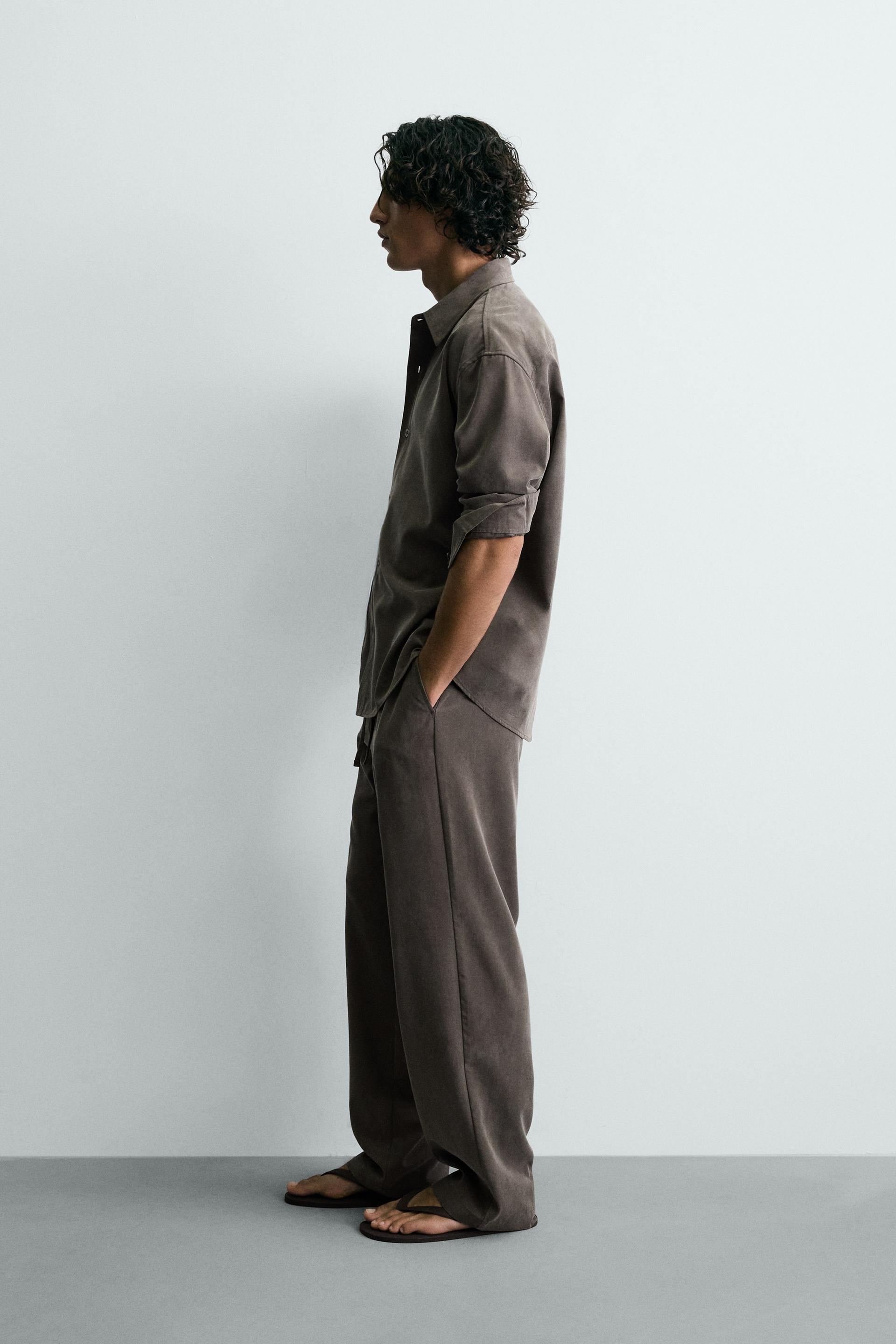 RELAXED FIT FLOWY PANTS