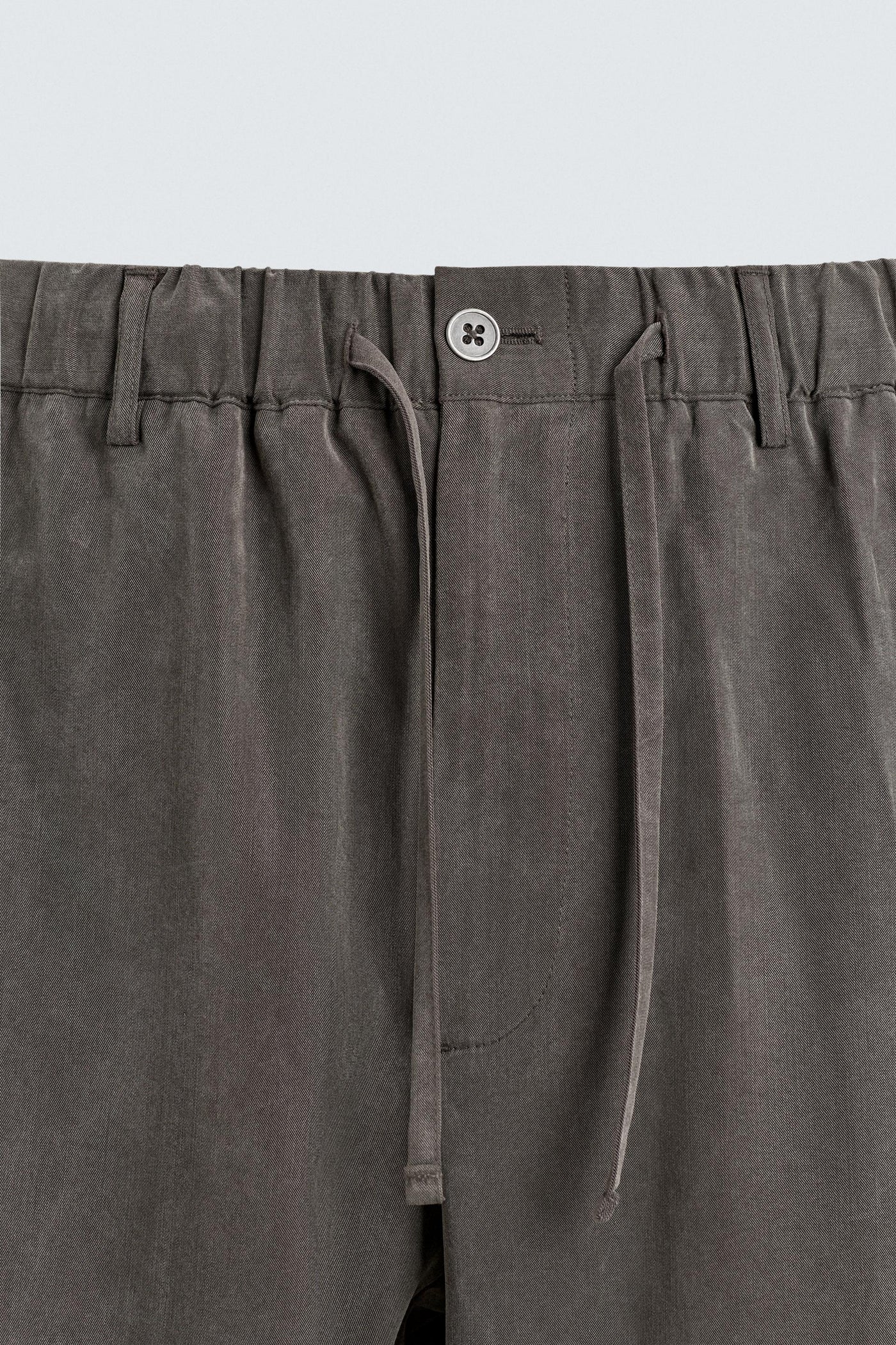 RELAXED FIT FLOWY PANTS