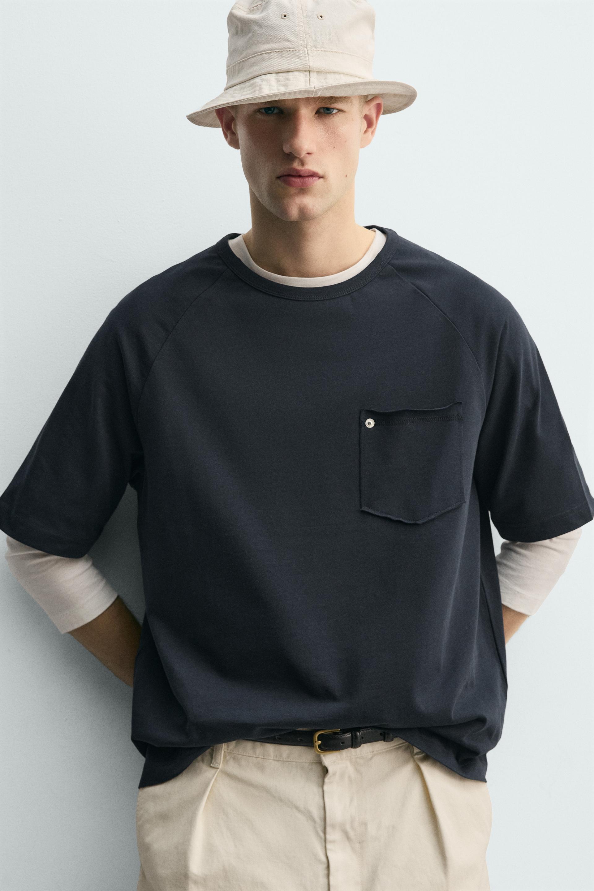 RELAXED FIT RIVET POCKET T-SHIRT