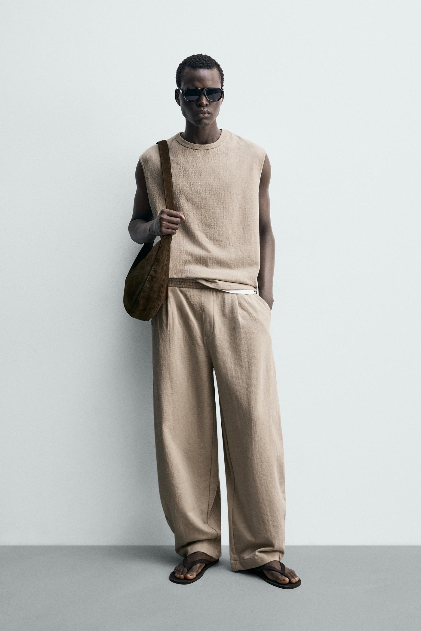 RELAXED FIT TEXTURED TANK SWEATSHIRT