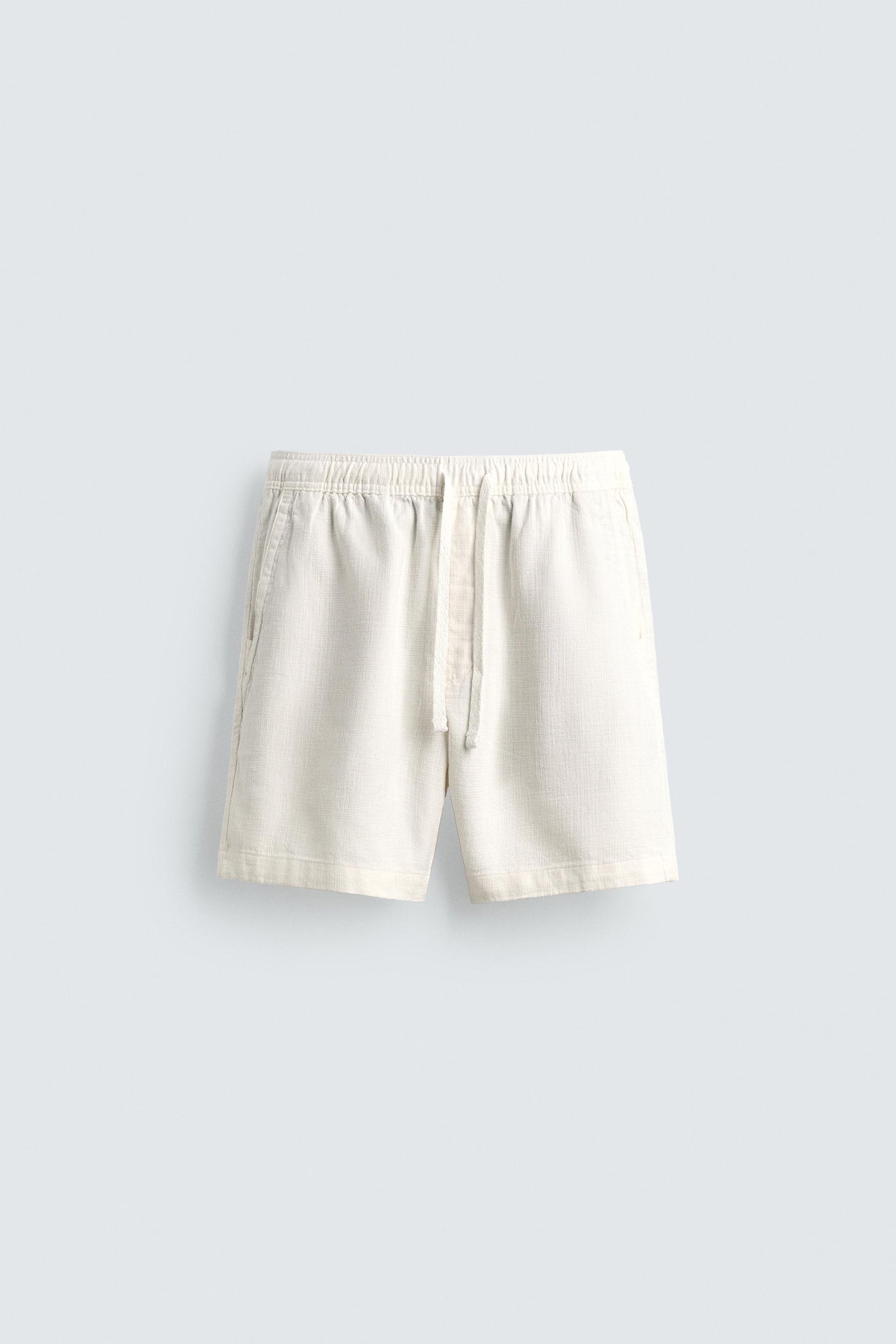 SHORT TEXTURÉ COUPE CLASSIQUE